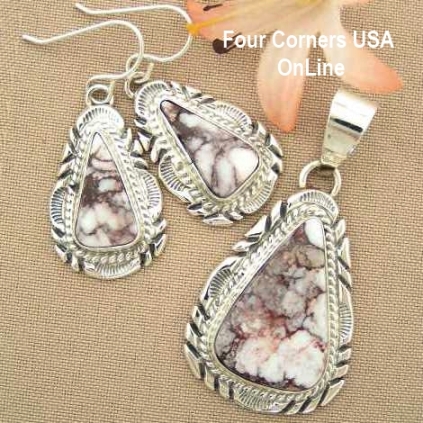 Wild Horse Magnesite at Four Corners USA OnLine Native American Jewelry